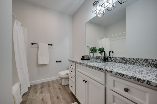 57 Truform Way, Dickson, TN 37055