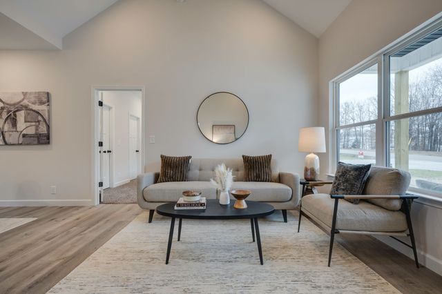 57 Truform Way, Dickson, TN 37055