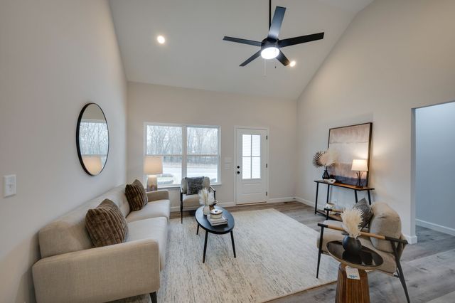 57 Truform Way, Dickson, TN 37055