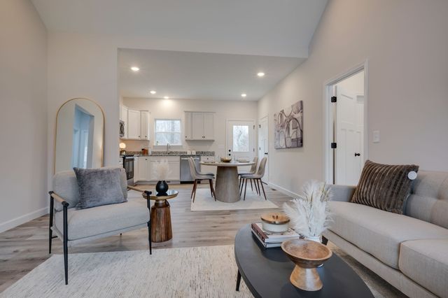 57 Truform Way, Dickson, TN 37055