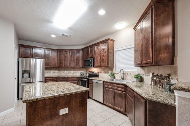 16148 Broadwater Drive, Crosby, TX 77532