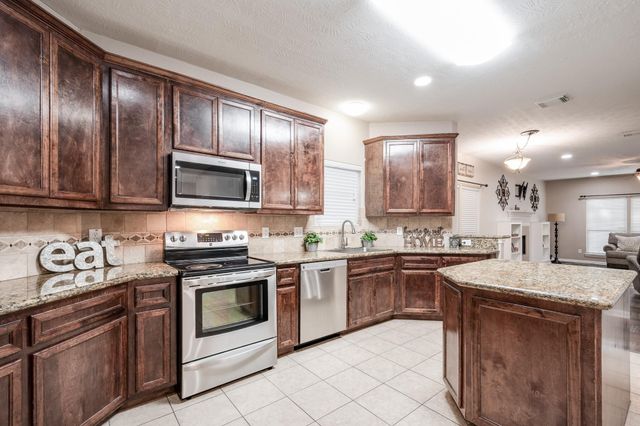 16148 Broadwater Drive, Crosby, TX 77532