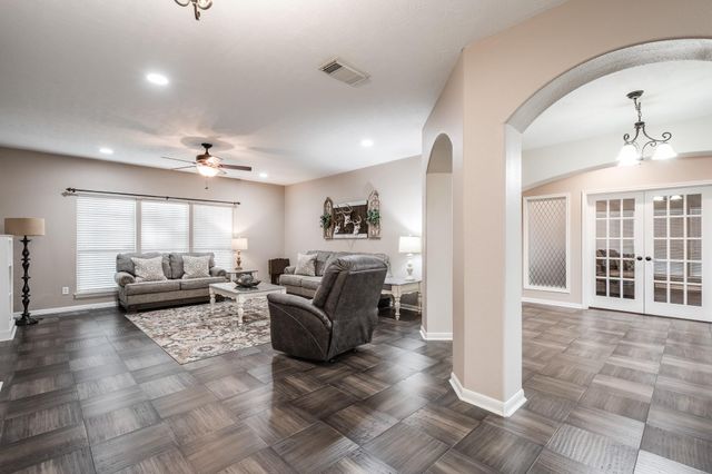 16148 Broadwater Drive, Crosby, TX 77532