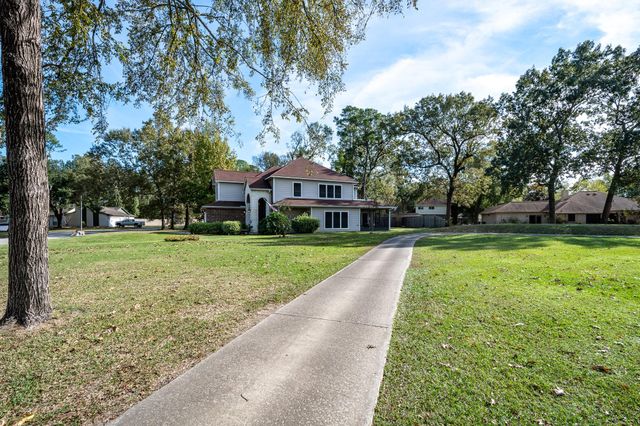 16148 Broadwater Drive, Crosby, TX 77532