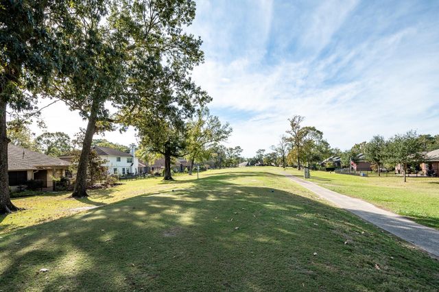 16148 Broadwater Drive, Crosby, TX 77532