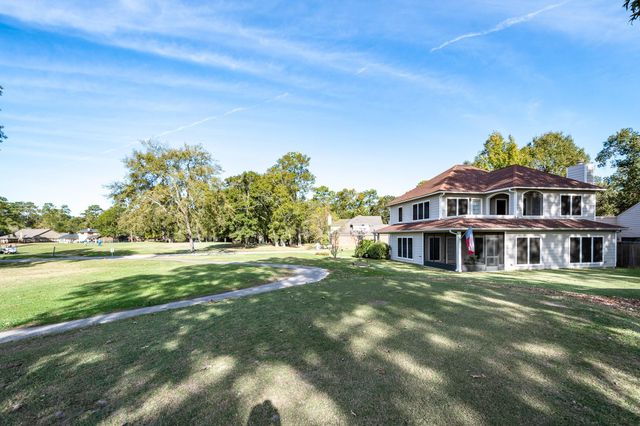 16148 Broadwater Drive, Crosby, TX 77532