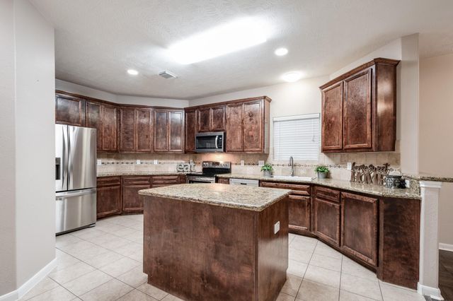 16148 Broadwater Drive, Crosby, TX 77532