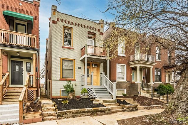 2922 Sidney Street, St Louis, MO 63104