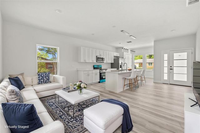 688 E EUCLID AVENUE, Deland, FL 32724