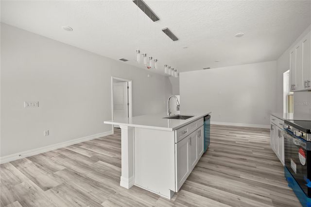 688 E EUCLID AVENUE, Deland, FL 32724