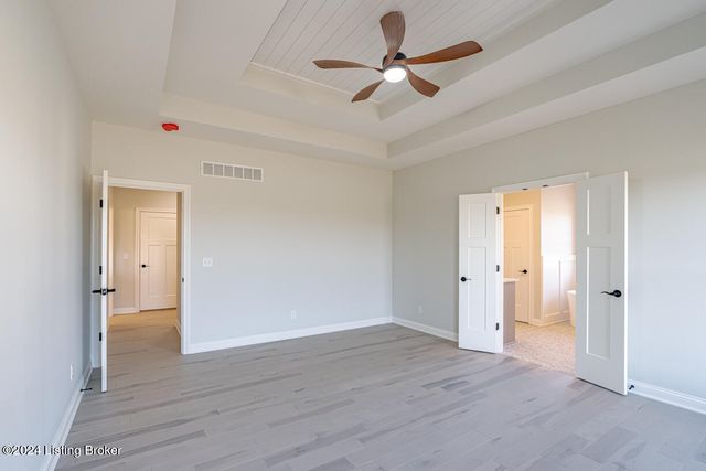 282 Dalton Dr, Fisherville, KY 40023