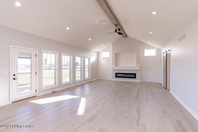 282 Dalton Dr, Fisherville, KY 40023