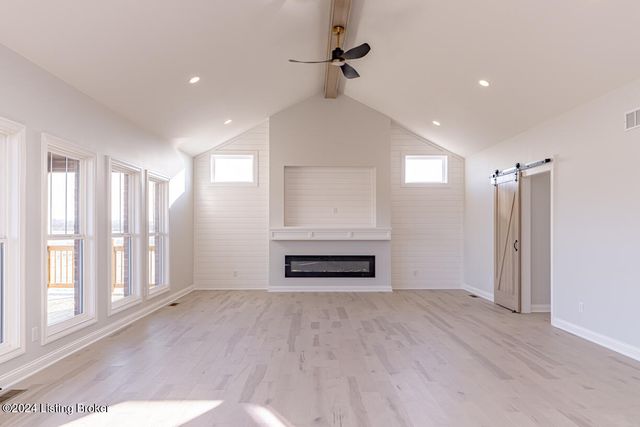 282 Dalton Dr, Fisherville, KY 40023