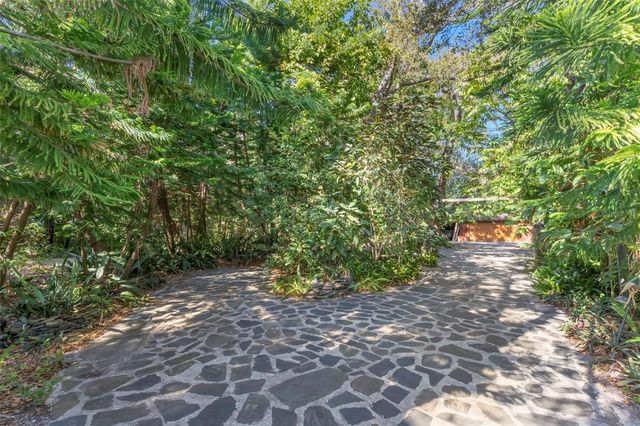 809 CARDINAL AVENUE, Palm Harbor, FL 34683