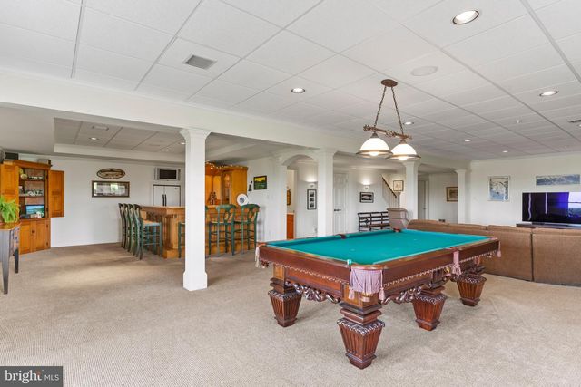 4 SENTRY POINT RD, Lemoyne, PA 17043