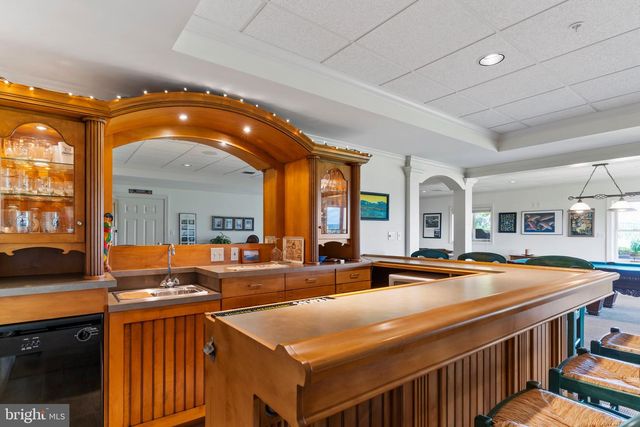 4 SENTRY POINT RD, Lemoyne, PA 17043
