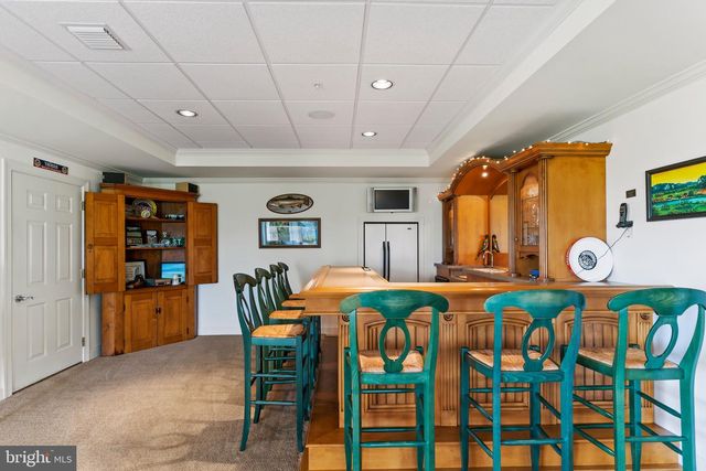 4 SENTRY POINT RD, Lemoyne, PA 17043