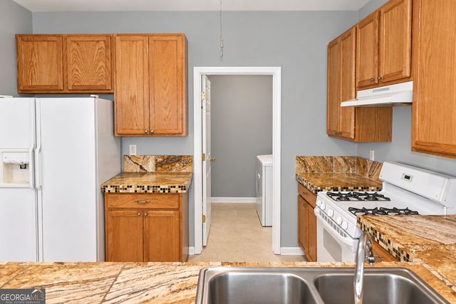 1563 Rachels Ridge NW, Kennesaw, GA 30152