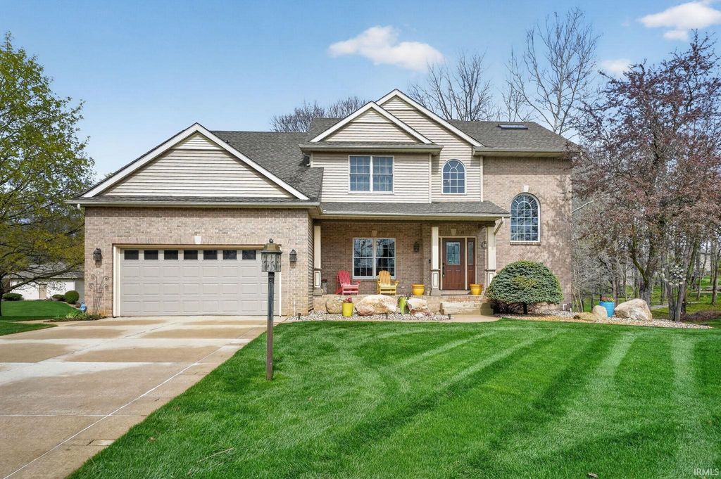 51801 Vance Vista Court, South Bend, IN 46628