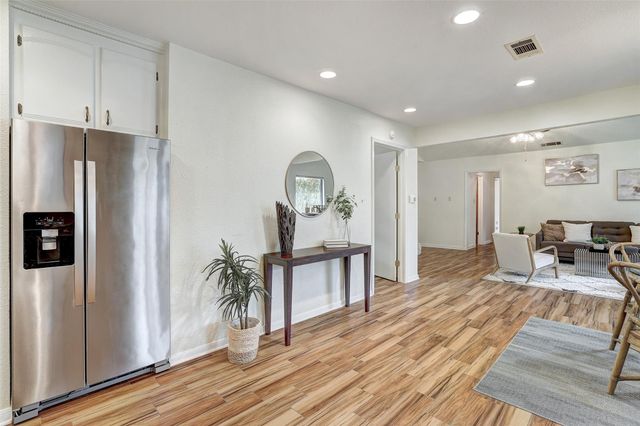 8606 Thunderbird Road RD A & B, Austin, TX 78736