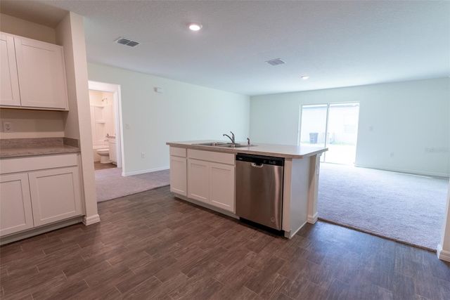 17294 SW 39TH CIRCLE, Ocala, FL 34473