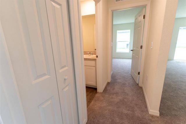 17294 SW 39TH CIRCLE, Ocala, FL 34473