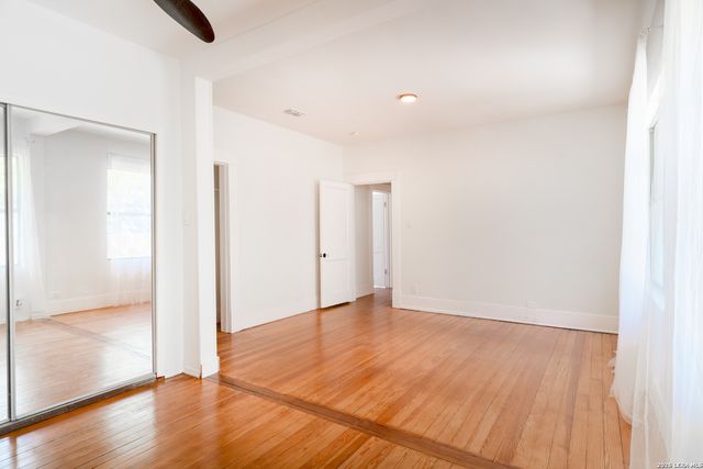 1730 W MISTLETOE AVE, San Antonio, TX 78201