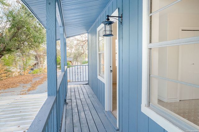 1730 W MISTLETOE AVE, San Antonio, TX 78201