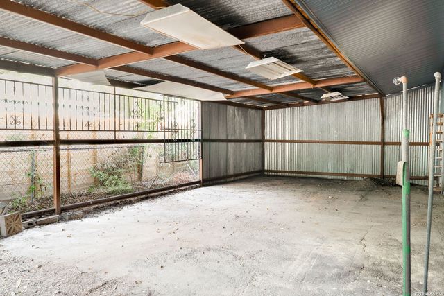 1730 W MISTLETOE AVE, San Antonio, TX 78201