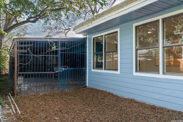 1730 W MISTLETOE AVE, San Antonio, TX 78201
