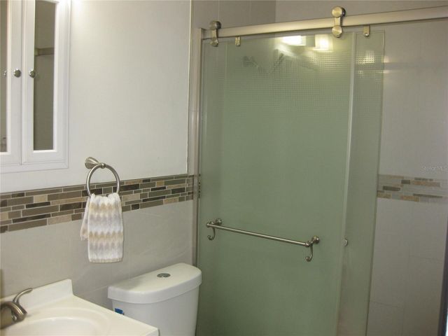 5860 43RD TERRACE N 1518, Kenneth City, FL 33709