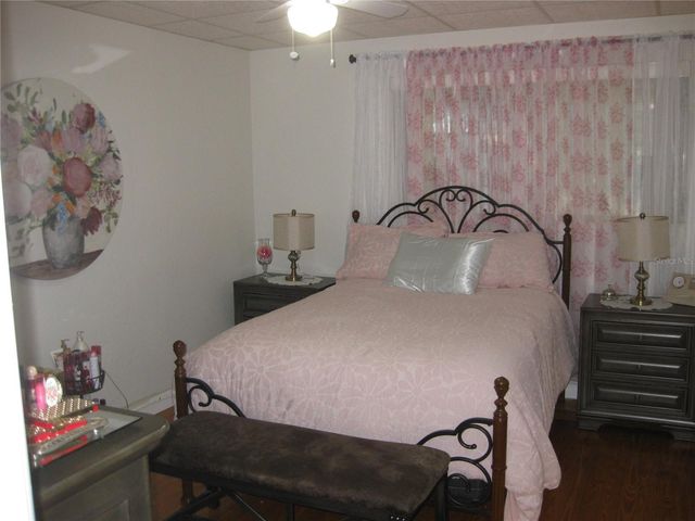 5860 43RD TERRACE N 1518, Kenneth City, FL 33709