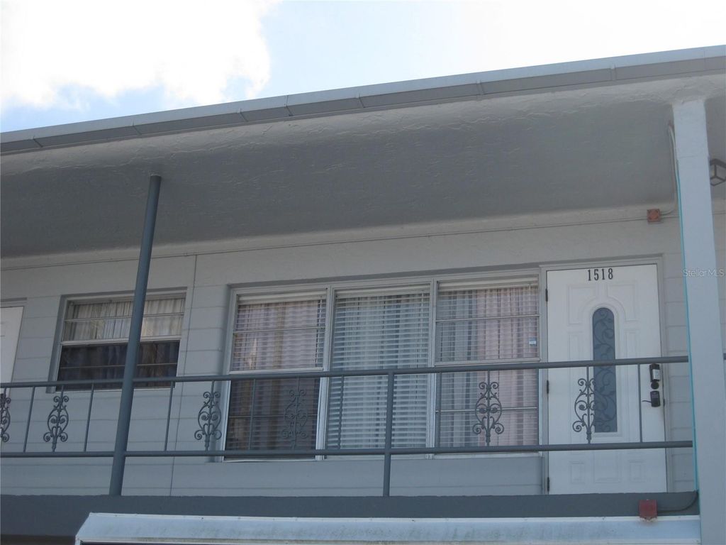 5860 43RD TERRACE N 1518, Kenneth City, FL 33709