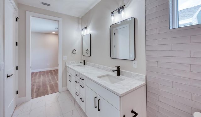 785 LIME STREET, Palm Harbor, FL 34683