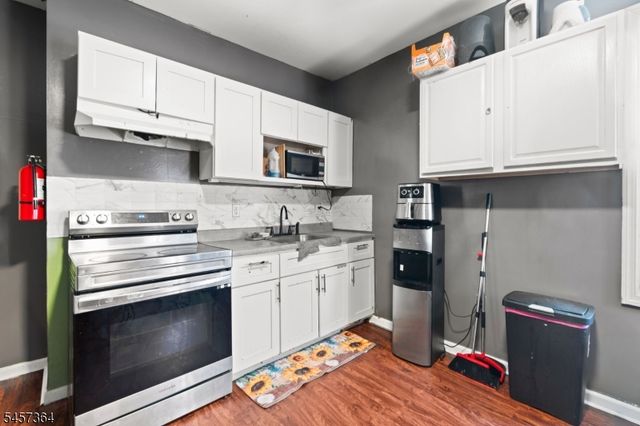 83 Mercer St, Paterson City, NJ 07524