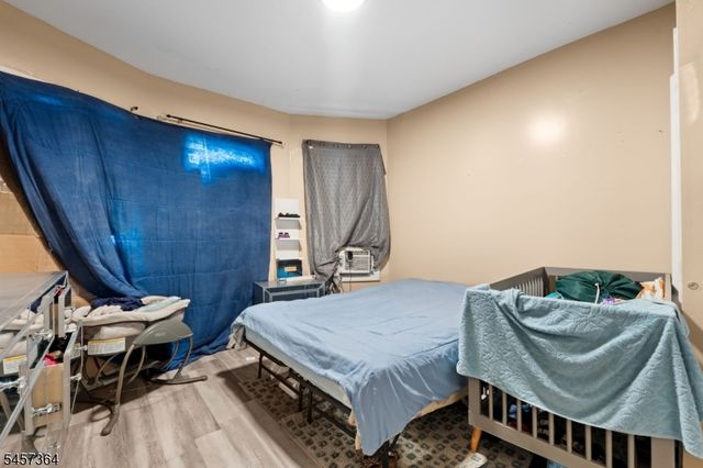 83 Mercer St, Paterson City, NJ 07524