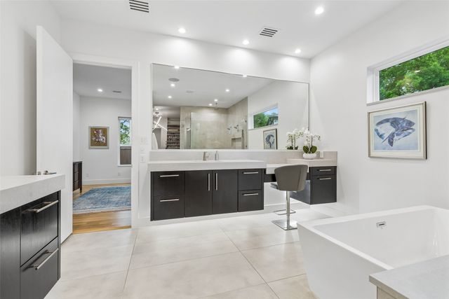 3834 Lively Circle, Dallas, TX 75220