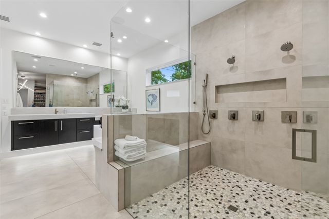 3834 Lively Circle, Dallas, TX 75220