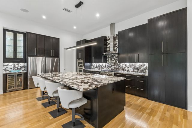 3834 Lively Circle, Dallas, TX 75220