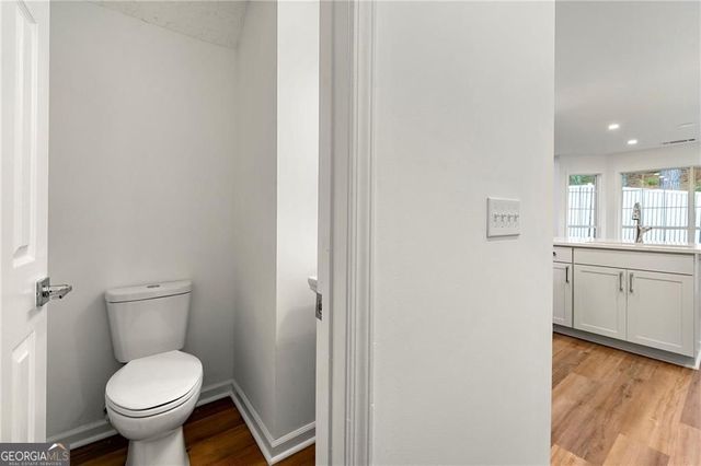 208 Chelsea Court, Woodstock, GA 30189