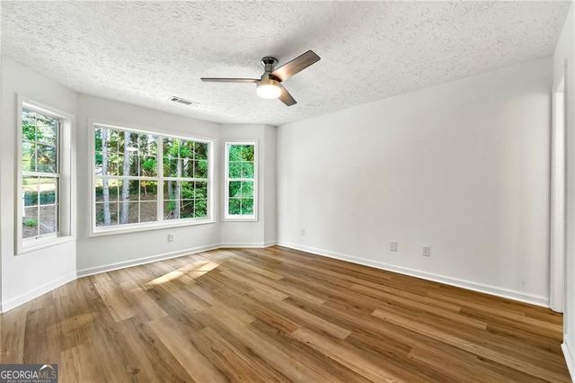 208 Chelsea Court, Woodstock, GA 30189