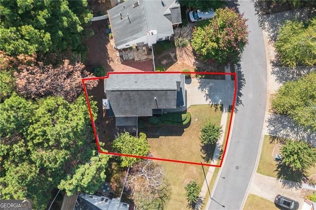 208 Chelsea Court, Woodstock, GA 30189