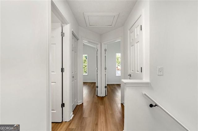 208 Chelsea Court, Woodstock, GA 30189