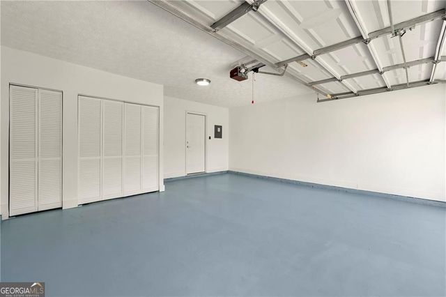 208 Chelsea Court, Woodstock, GA 30189