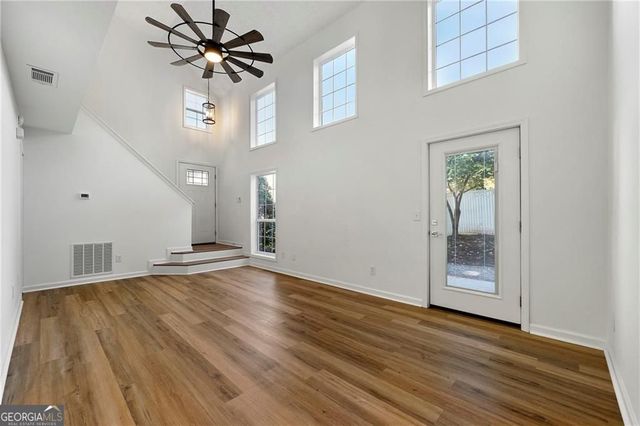 208 Chelsea Court, Woodstock, GA 30189