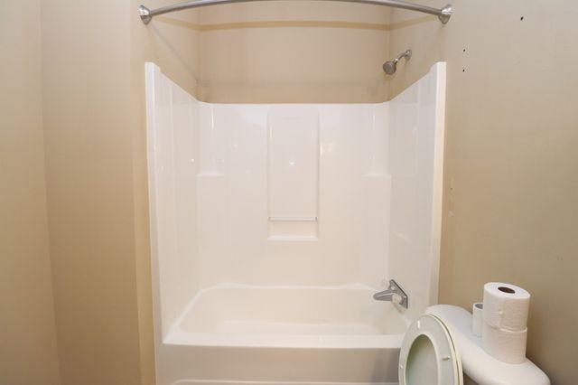 275 Walnut Grove Rd, Hartsville, TN 37074