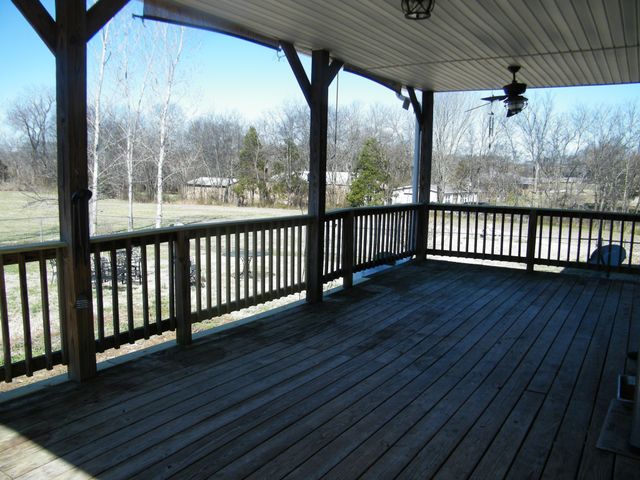 275 Walnut Grove Rd, Hartsville, TN 37074