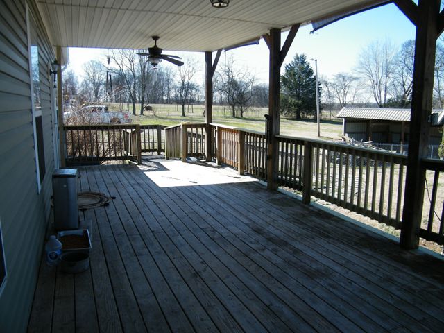 275 Walnut Grove Rd, Hartsville, TN 37074