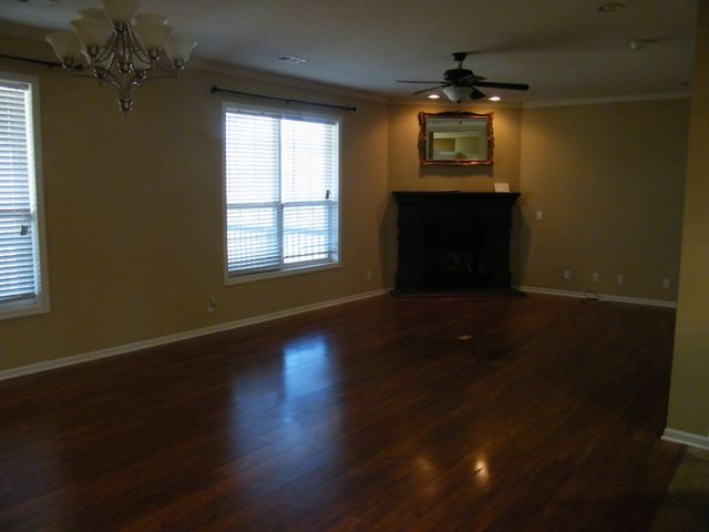 275 Walnut Grove Rd, Hartsville, TN 37074