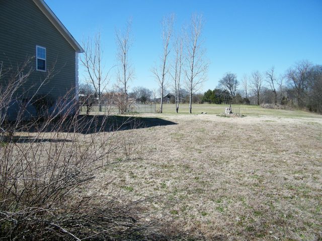 275 Walnut Grove Rd, Hartsville, TN 37074